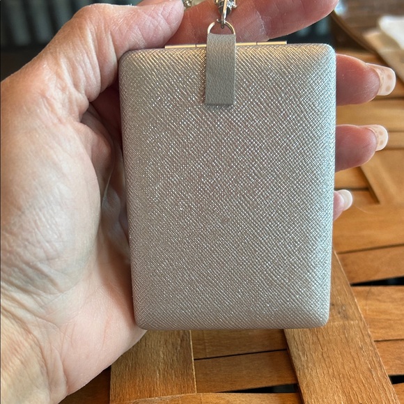 Elegant Crystal double sided mirror with Floral Accents silver background - Picture 5 of 10